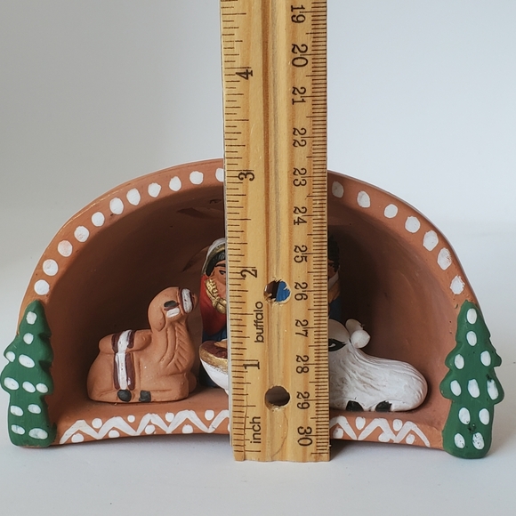 Peruvian Clay Nativity Handmade Christmas Creche from Peru Vintage Collectible - Picture 12 of 15